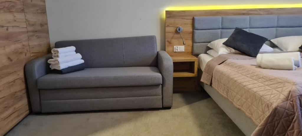 Aparthotel Apartamenty Czarna Gora 224 Шенна Екстериор снимка
